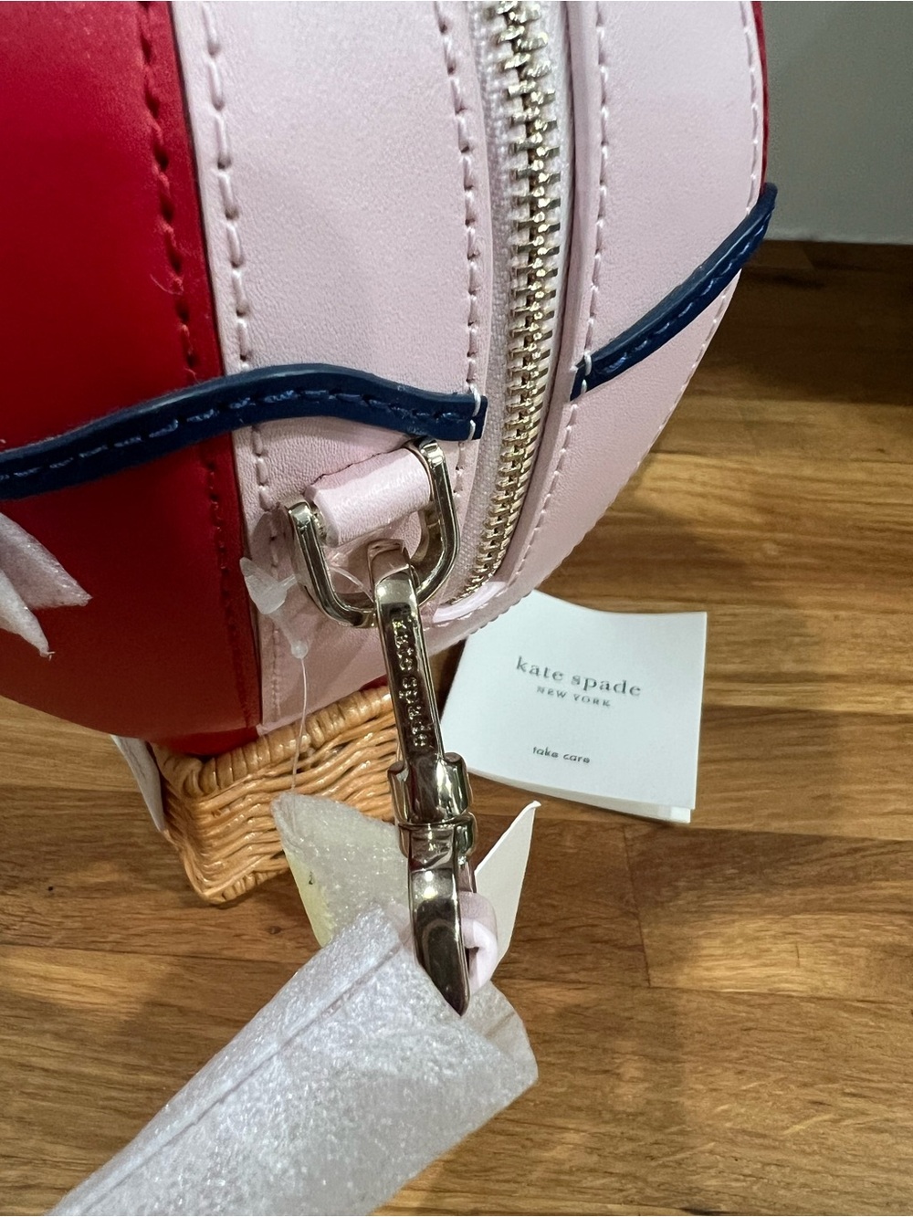 Kate Spade New York Up Up & Away Hot Air Balloon Leather Crossbody Bag NWT - Picture 8 of 15